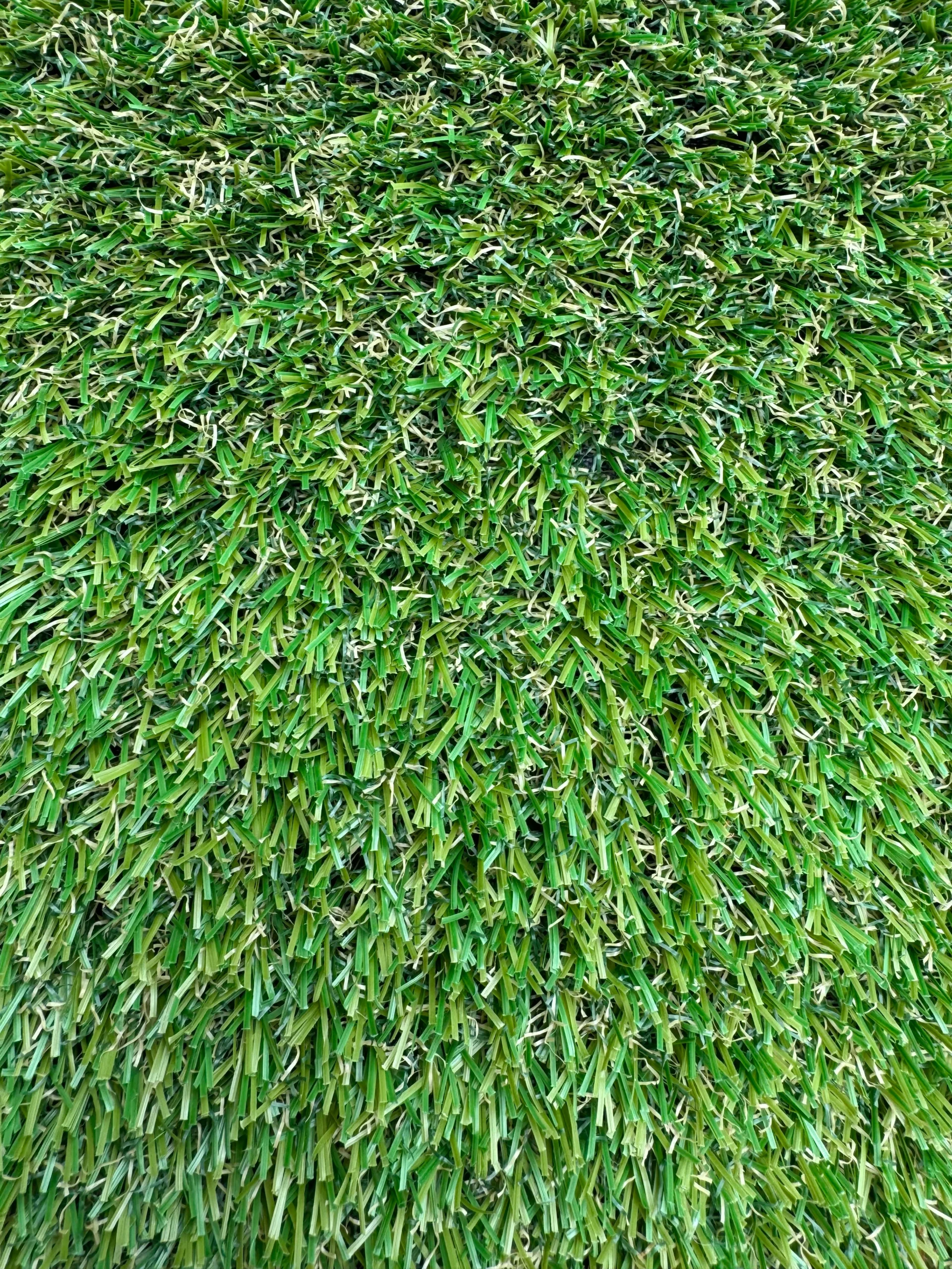 synthetic-turf-commercial-outdoor-area-gold-coast-15.jpg